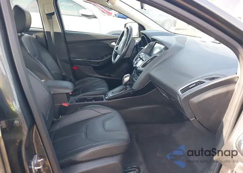 2017 Ford Focus Titanium from USA, damaged, VIN 1FADP3J21HL203736